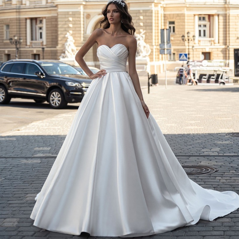 Satin Light Wedding Dress 2026 – обзор и цена Photography Natural Lighting Basics