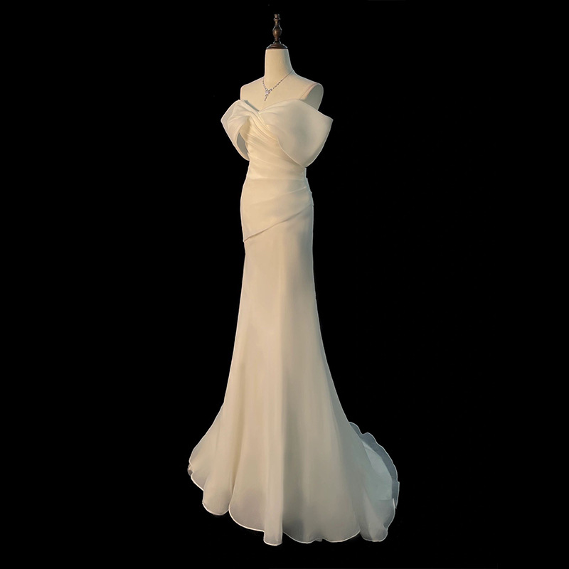 One Shoulder Satin Light Weddi – обзор и цена Photography Natural Lighting Basics